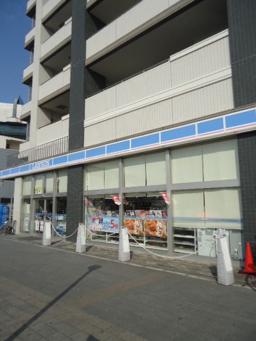 コンビニ　ローソン門真南駅前店（コンビニ）まで418m