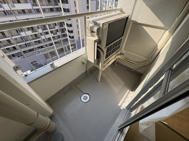 バルコニー　外からの目が気にならないバルコニーで洗濯物が干せます