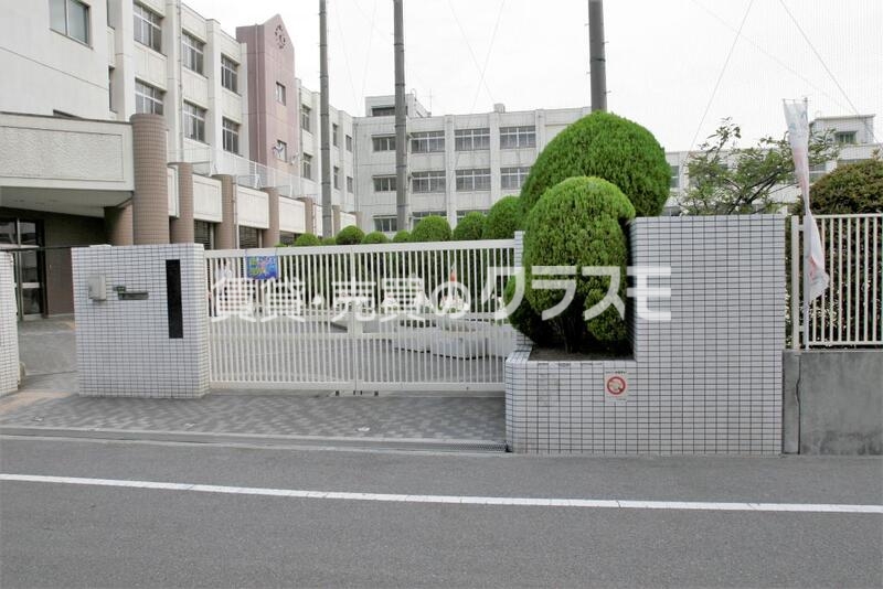 中学校　大阪市立 大正西中学校（中学校）まで561m