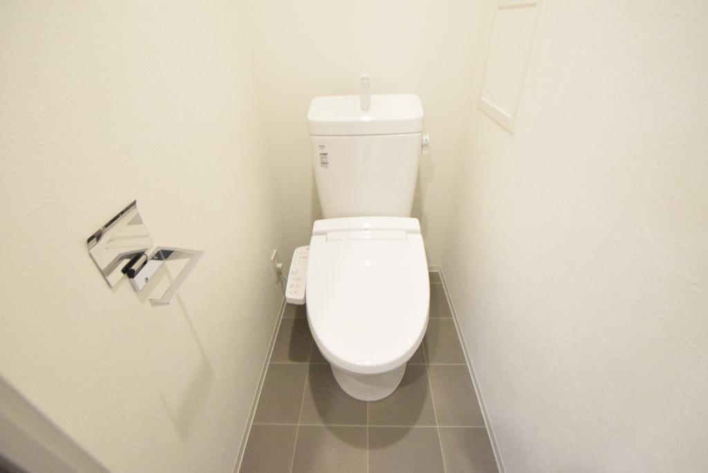 トイレ　シャワー付トイレ