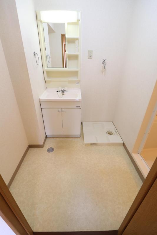 洗面設備　1　洗面脱衣所