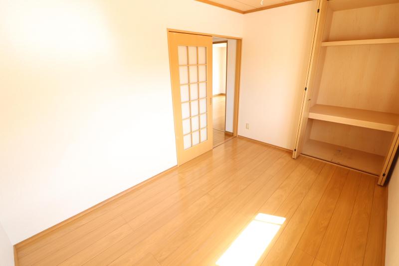 収納　洋室6帖の収納とお部屋