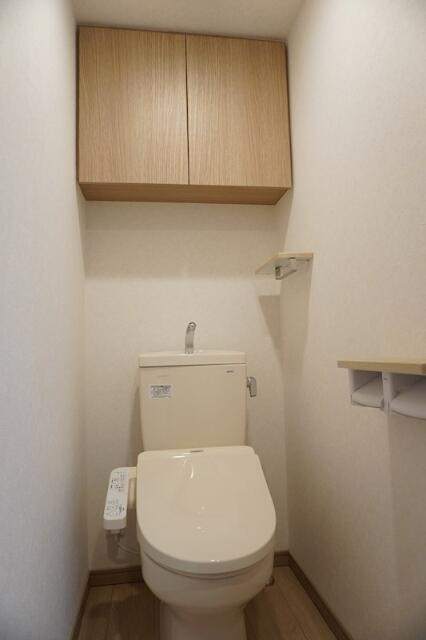 トイレ　温水洗浄便座機能