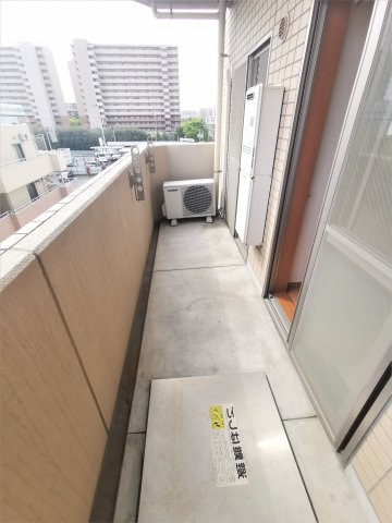 バルコニー　同物件、類似間取りのイメージ写真です。