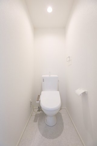 トイレ　同シリーズ施工イメージ