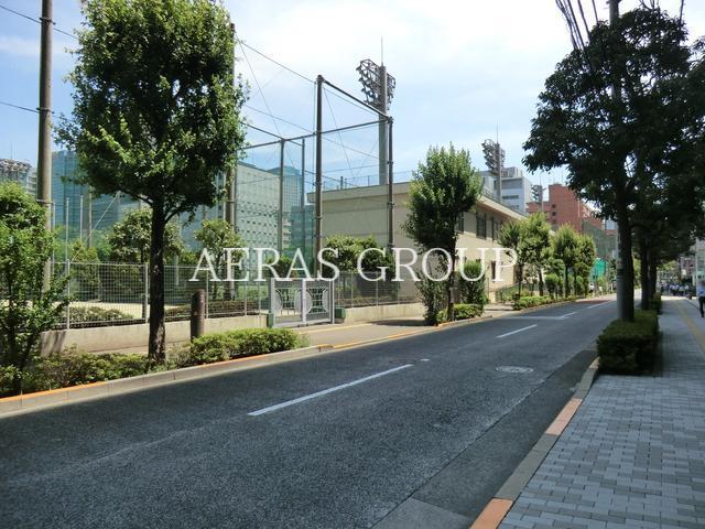 公園　文京区小石川運動場（公園）まで584m