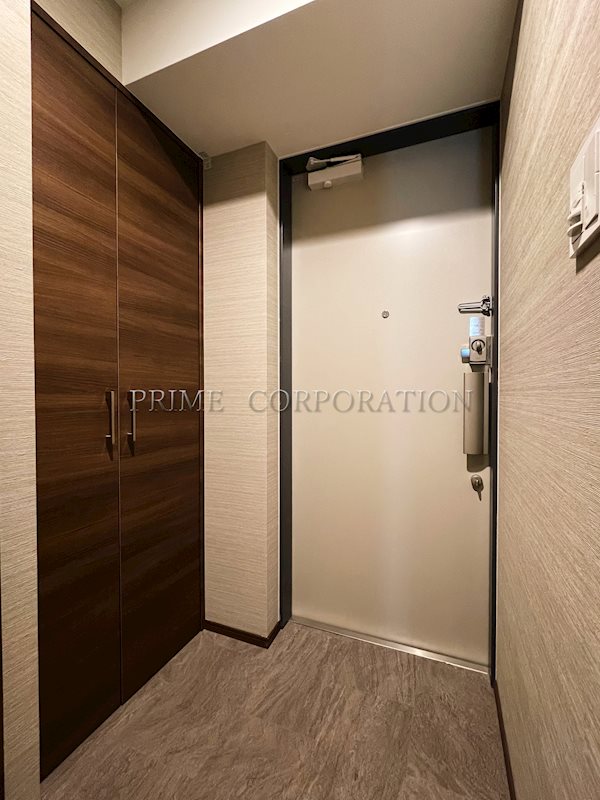 玄関　※参考写真※