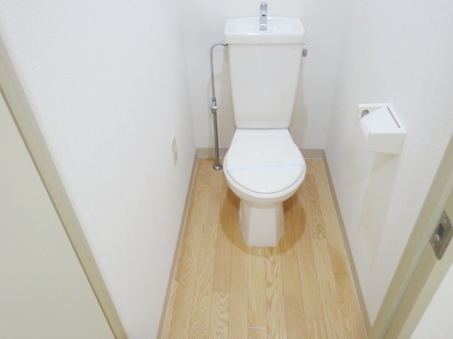 トイレ　同物件別号室