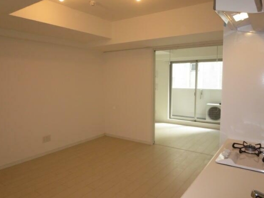 居室・リビング　☆明るいリビング☆