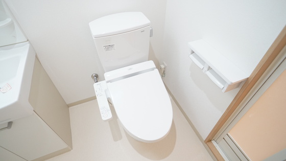 トイレ　シャワー付きトイレ