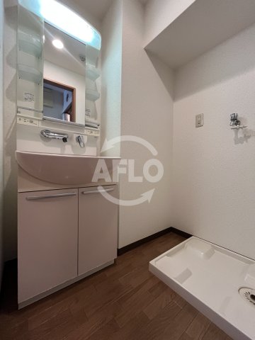 洗面設備　第16関根マンション　洗面台