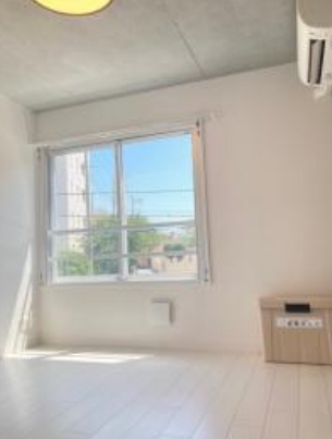 居室・リビング　☆明るい洋室☆