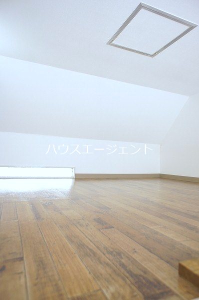 その他部屋・スペース　2.5帖のロフトはベッドスペースにしてもいいですね