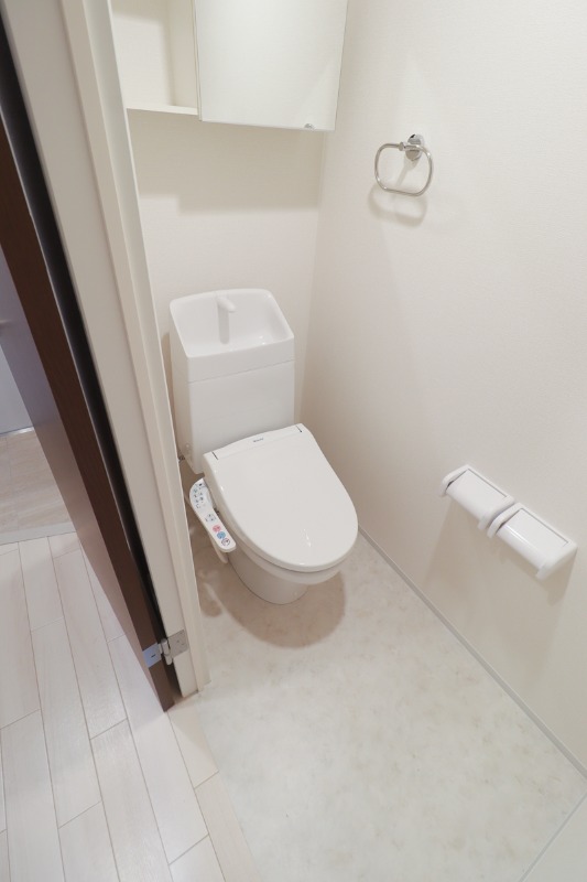 トイレ　図面と現状に相違がある場合には現状を優先