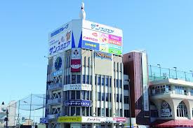 ショッピングセンター　サンスクエア（ショッピングセンター）まで699m