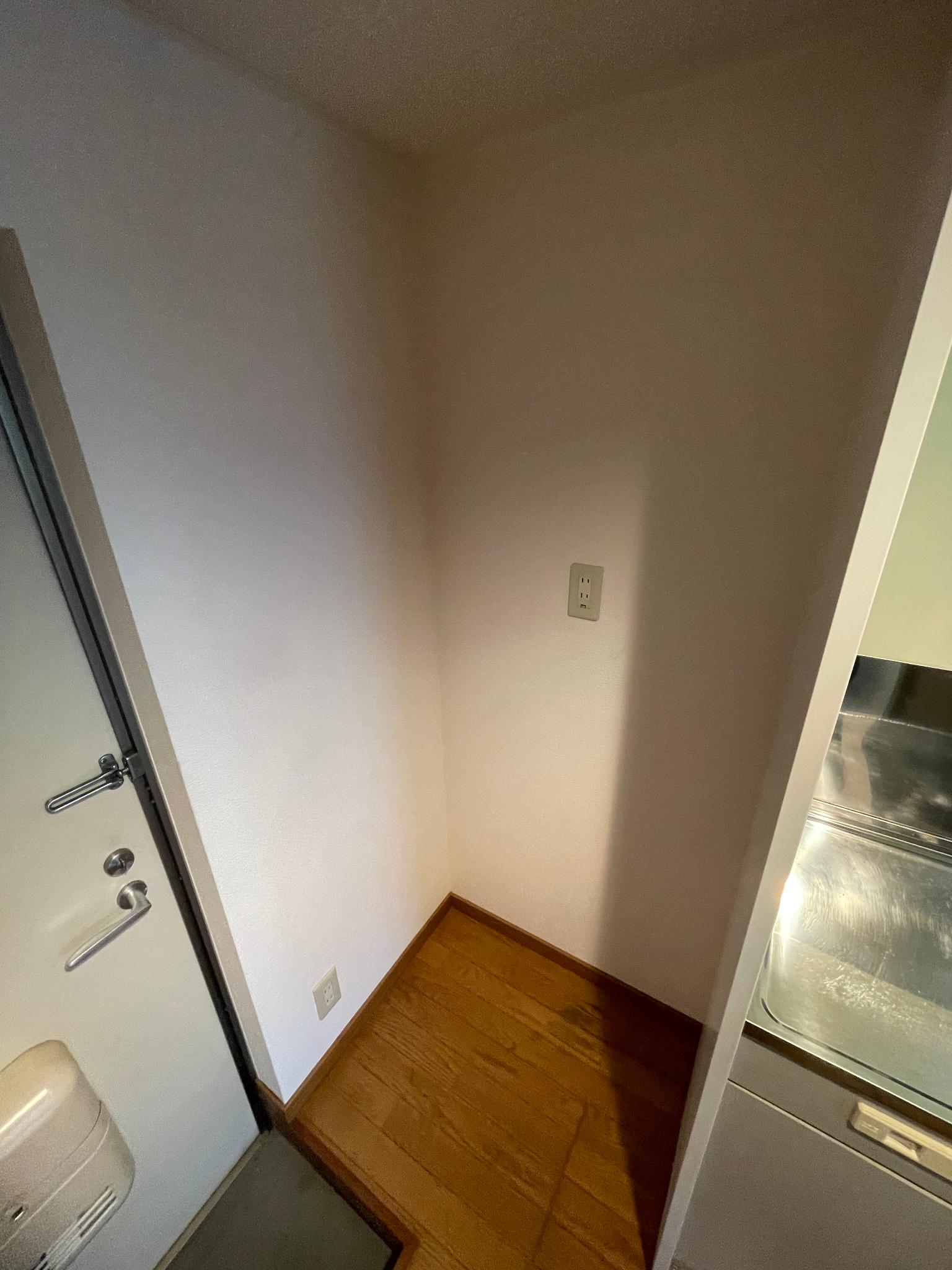 洗面設備　※現況優先・写真は他号室使用