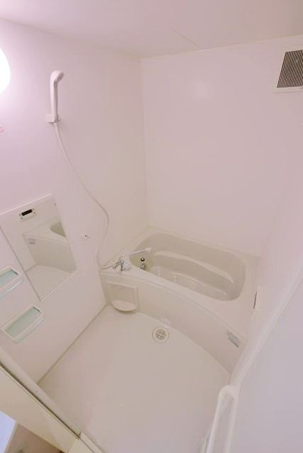 バス・シャワールーム　追い焚きできます♪