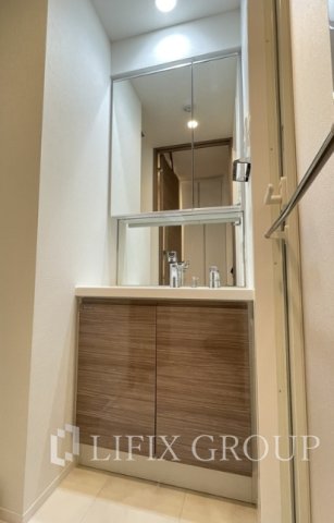 洗面設備　独立洗面台