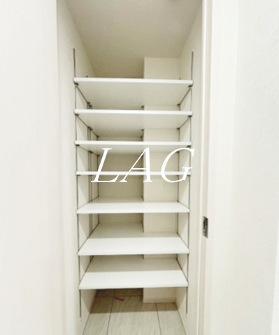 収納　シューズボックスです。