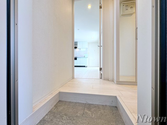 玄関　落ち着いた玄関です