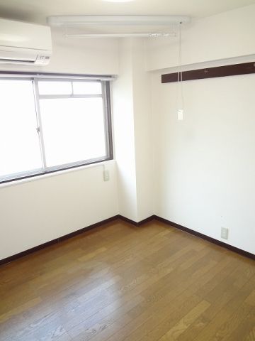 居室・リビング　類似他タイプ写真一例。