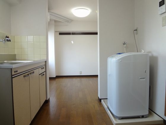 その他部屋・スペース　キッチンスペース広々としております。