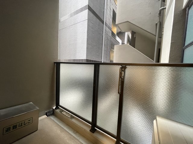 バルコニー　開放的で明るい空間を演出してくれるバルコニーです