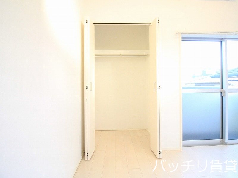 収納　同型タイプの為、現状を優先致します。