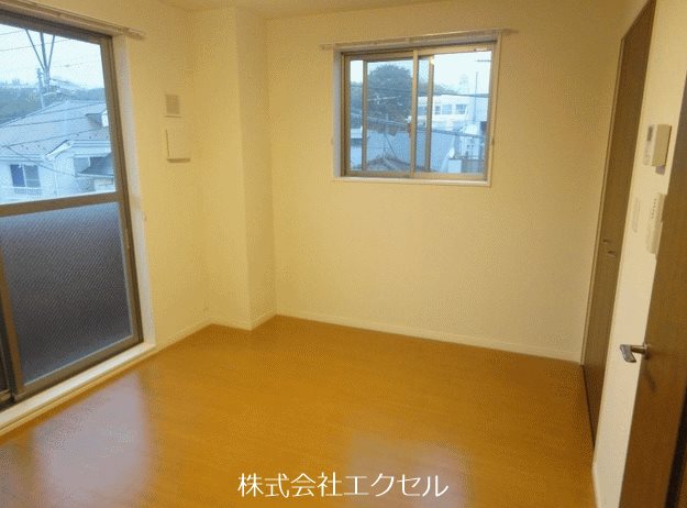 居室・リビング　綺麗な室内です。