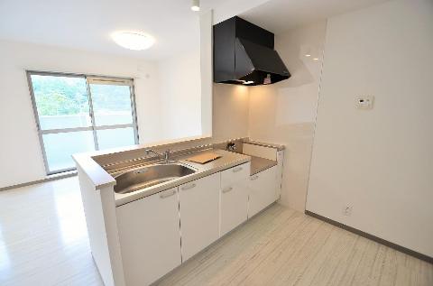 キッチン　キッチン（イメージ）