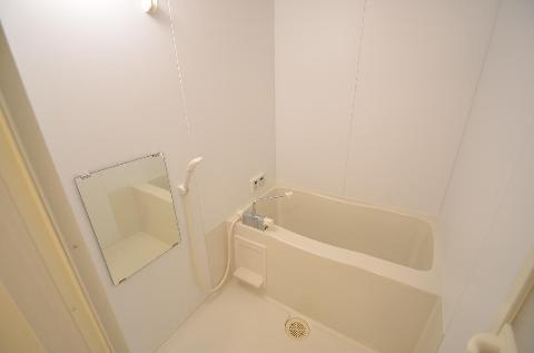 バス・シャワールーム　バス（イメージ）