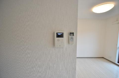 セキュリティ　カメラ付インターホン（イメージ）