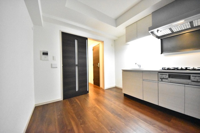 居室・リビング　☆明るい居間☆