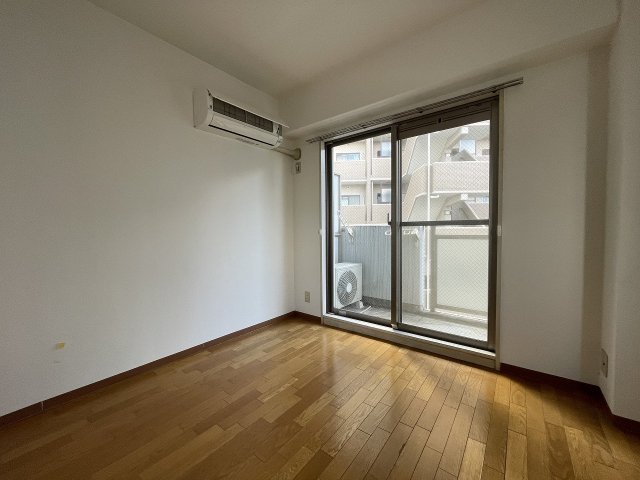 居室・リビング　居間です