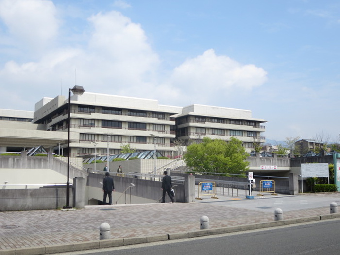病院　京都大学医学部付属病院（病院）まで1000m