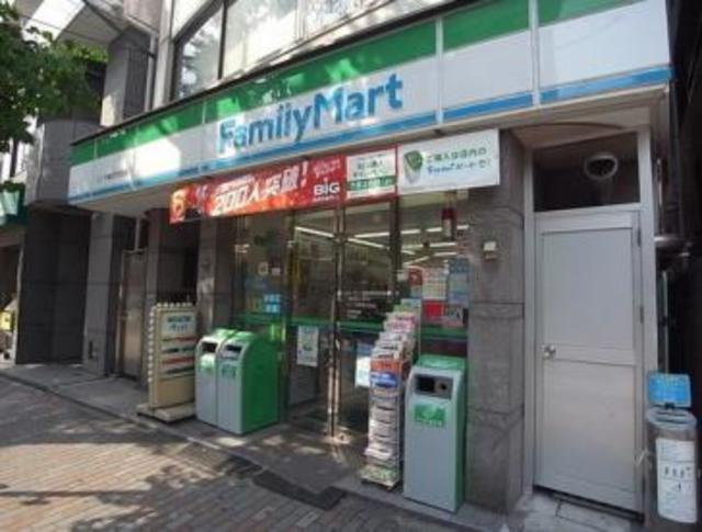コンビニ　ファミリーマートシンヤ雑司が谷店（コンビニ）まで129m