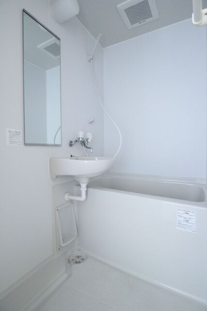 バス・シャワールーム　バス