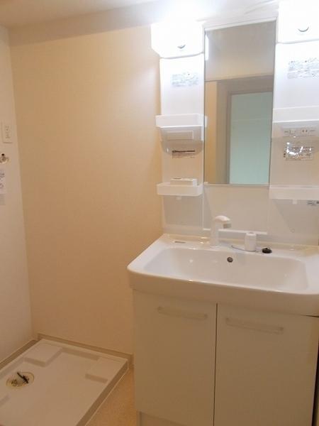 洗面設備　同仕様写真