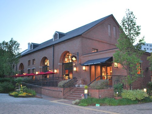 飲食店　キリン横浜ビアホール（飲食店）まで1036m