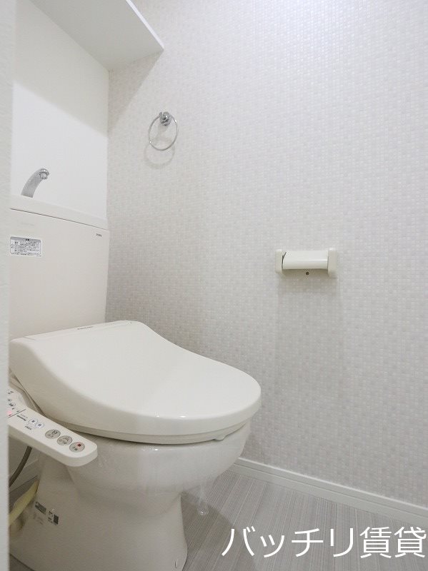 トイレ　同型タイプの為、現状を優先します