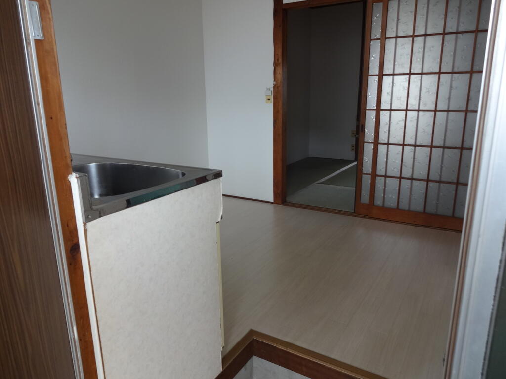飛田文化の居間写真