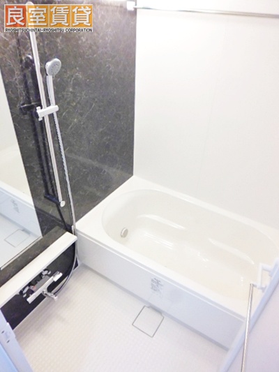 バス・シャワールーム　※写真は同物件の別部屋のものを流用しております。現状を優先し