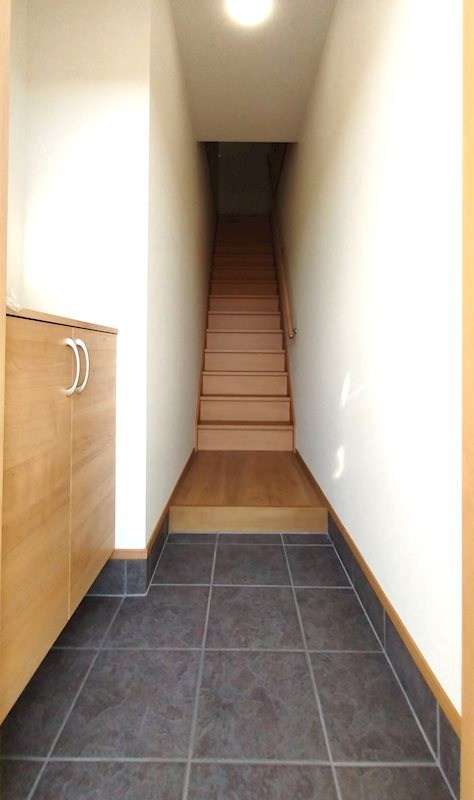 玄関　（イメージ）