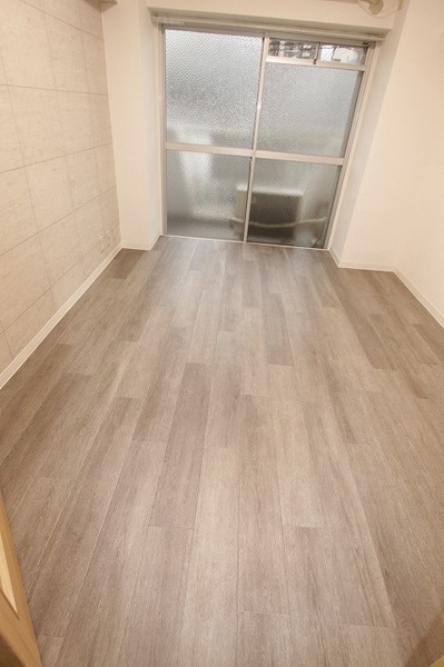 居室・リビング　※現況を優先します。