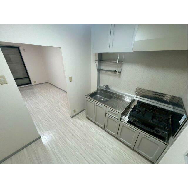 キッチン　２口ガスコンロ付き