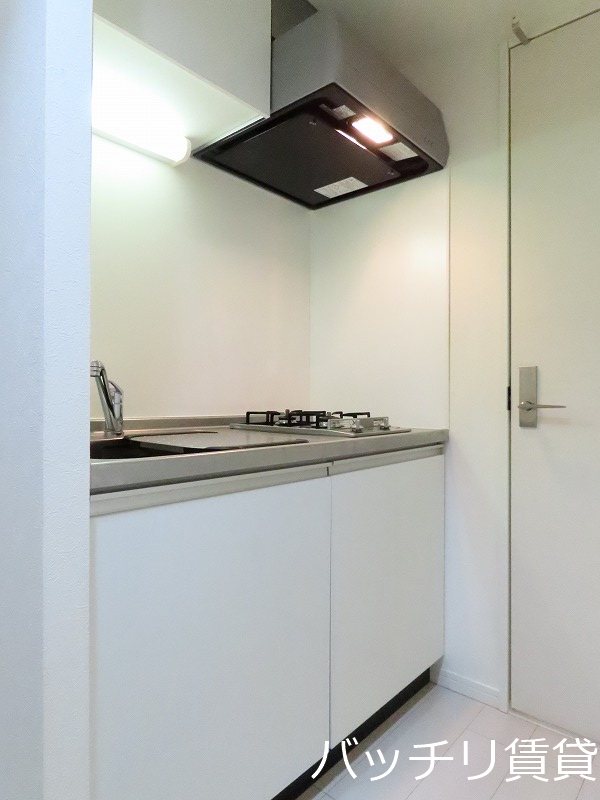 キッチン　同型タイプの為、現状を優先いたします。