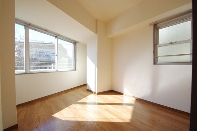 居室・リビング　★お部屋探しはタウンハウジング稲田堤店まで★