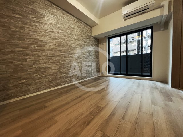 居室・リビング　コンフォリア・リヴ博労町一丁目Q　リビング