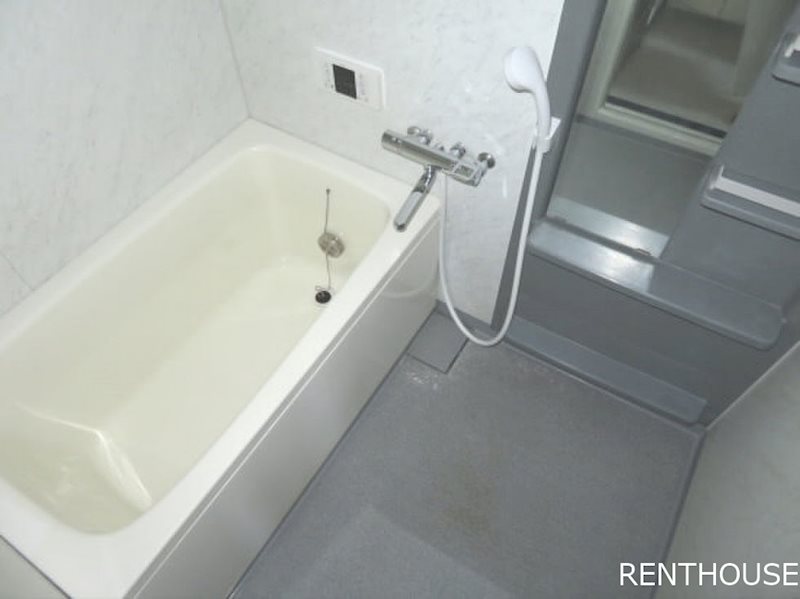 バス・シャワールーム　別号室の写真です