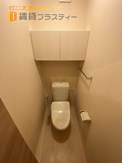トイレ　ウォシュレット標準装備です。